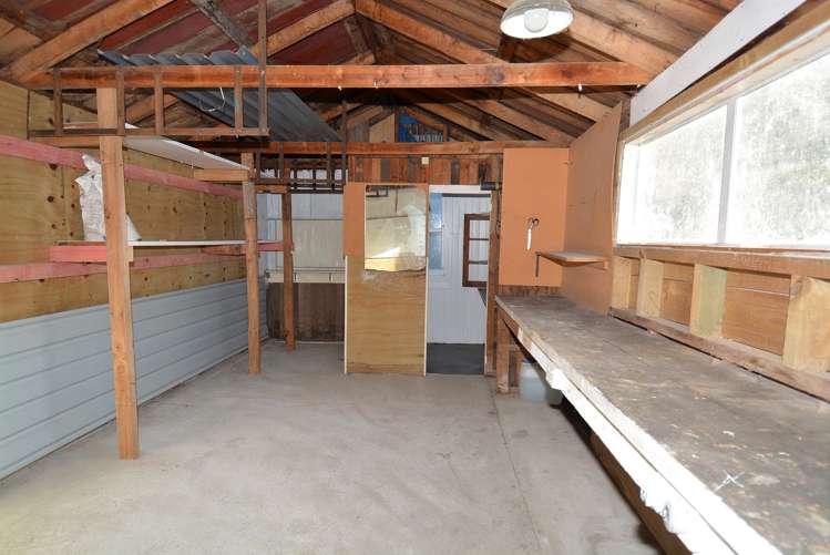 72 Antrim Street Windsor_19