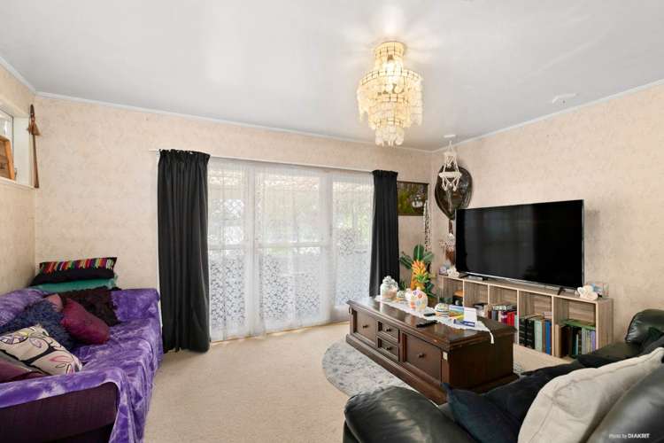 16 Frangipani Avenue Manurewa_11