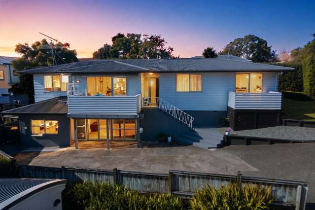 Family Living with Flexible Space for Everyone