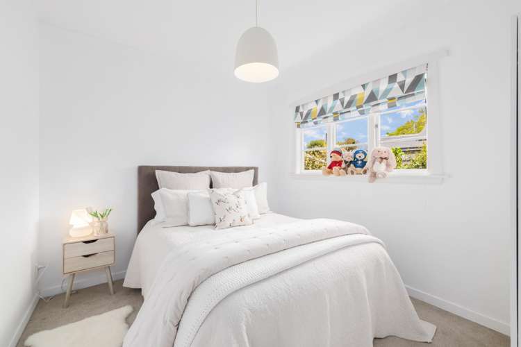 15 Aorangi Road Bryndwr_6