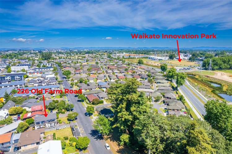 226 Old Farm Road Hamilton East_24