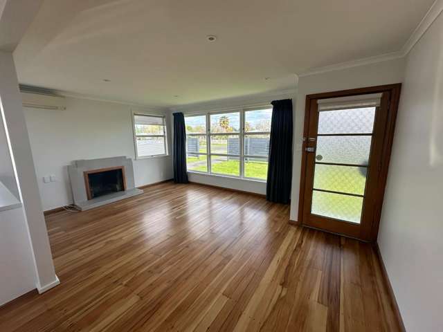 61 Campbell Street 11373_3