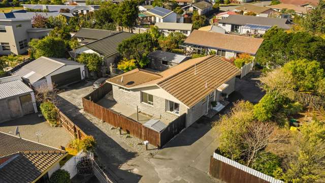 Serious Vendor Situation! Property Must Be Sold..