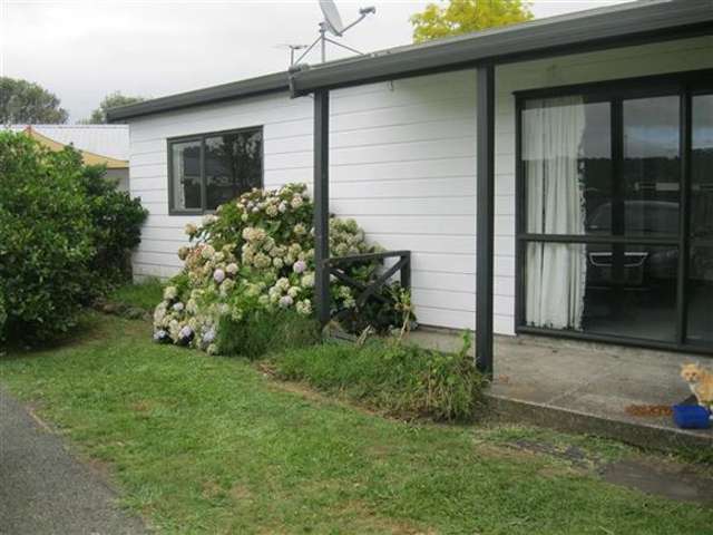 16 Joan Gaskell Drive Whitianga_1