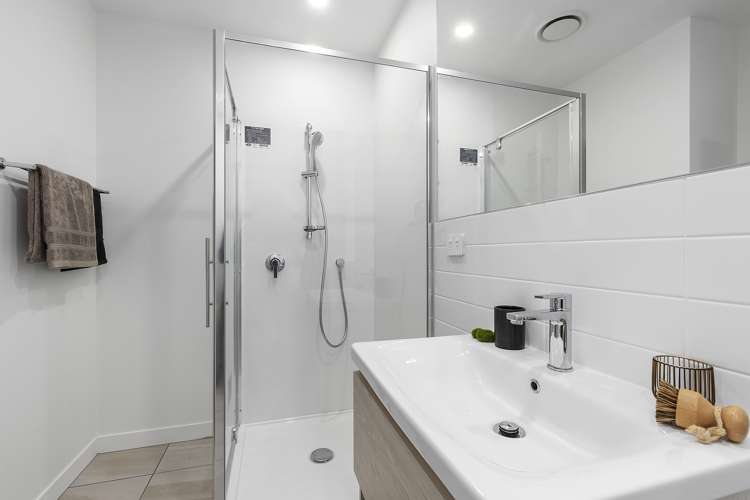 8/124 Britomart Street Berhampore_10