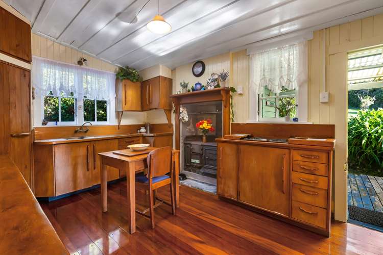 31 Totara School Road Totara North_15