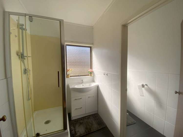 80 Halsey Drive Lynfield_14