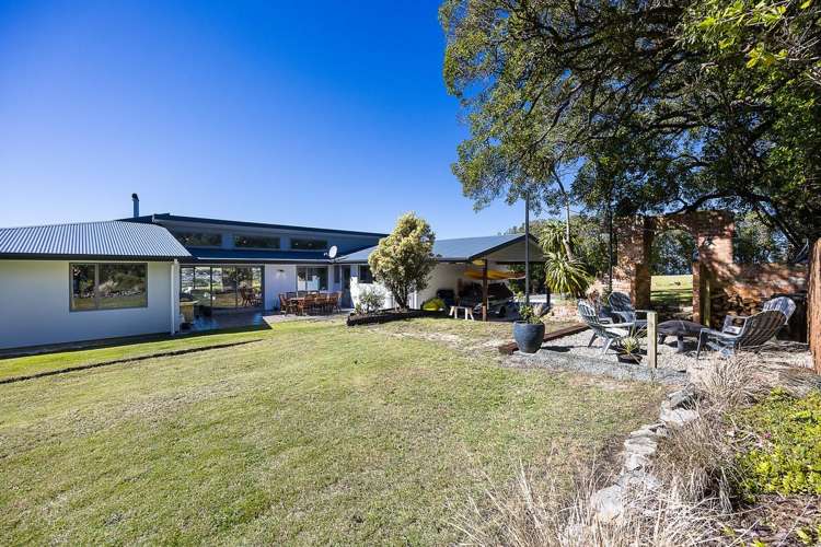 213 & 213A Tomahawk Road Andersons Bay_29