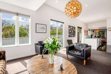 86 Northland Road_4