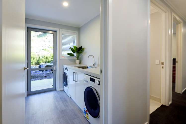 21 Pioneer Heights Richmond_27