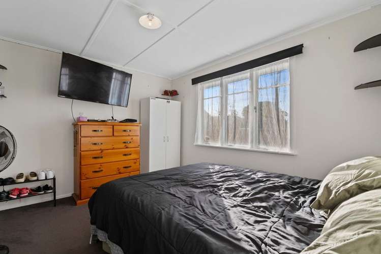 15 Isobel Street Fairy Springs_8