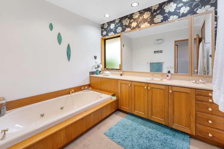 1057 Knapdale Road Gore_11