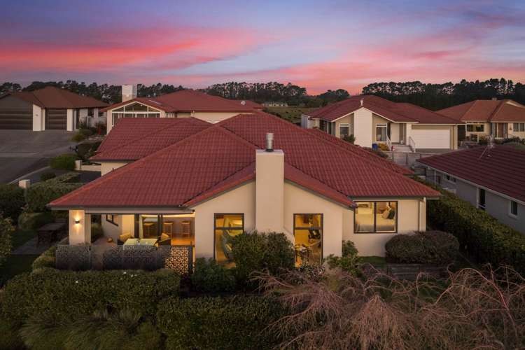 16 Carnoustie Place Aongatete_44