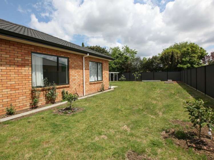 10 Peter Way Place Glenview_18