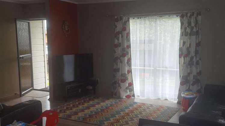 2/15 Septimus Place Henderson_5