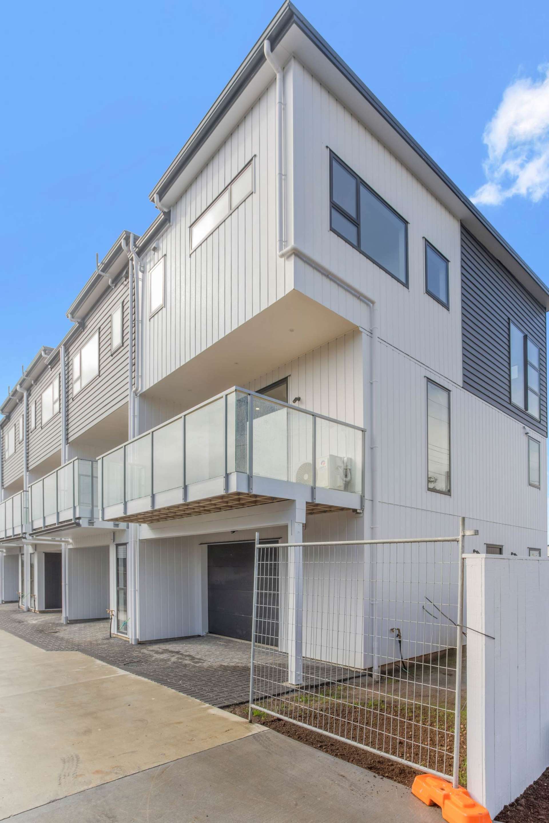 3/2a Cambridge Road Manurewa_0