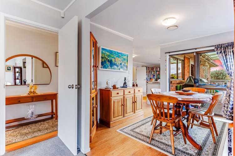 8 Petrel Place Massey_8