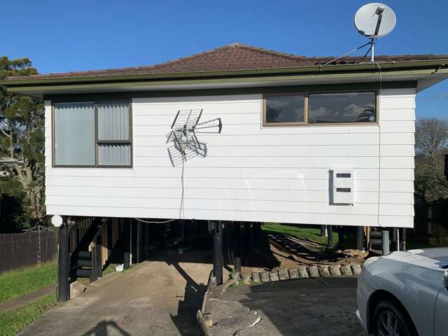 3 bed ready to move in, furnished with essentials.