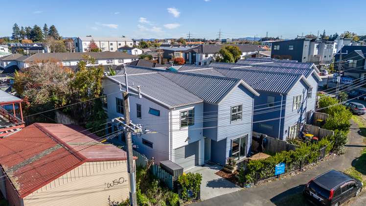 1/29 May Street Hamilton East_13