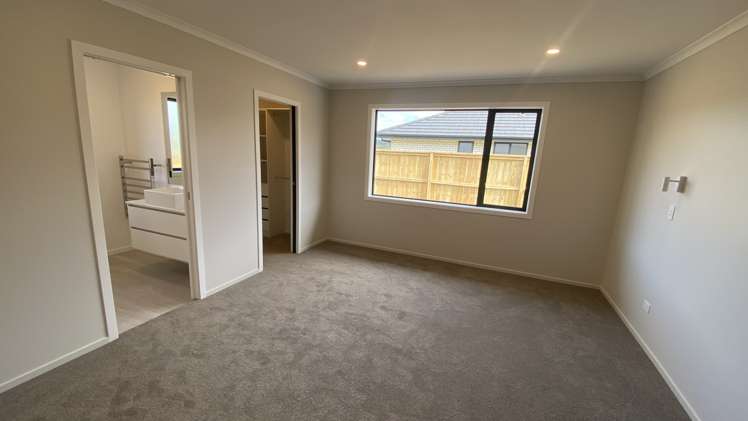 35a Leathem Crescent Pokeno_12