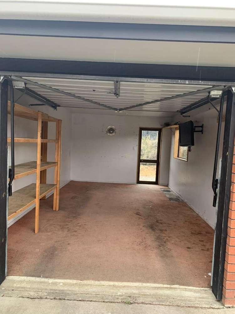 House/4 O'Neill Crescent 10123_10