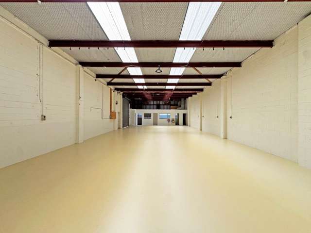 169 Morrin Road St Johns_2