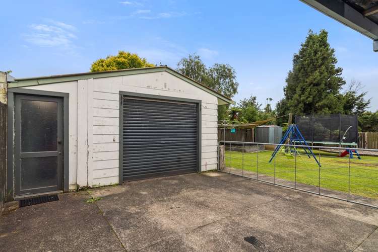 4 Adam Place Mangakakahi_14