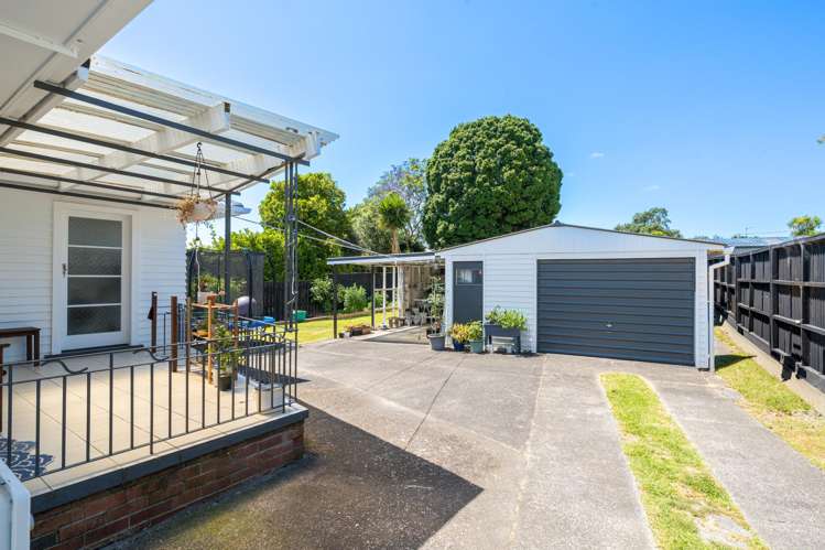 57 Divich Avenue Te Atatu South_17