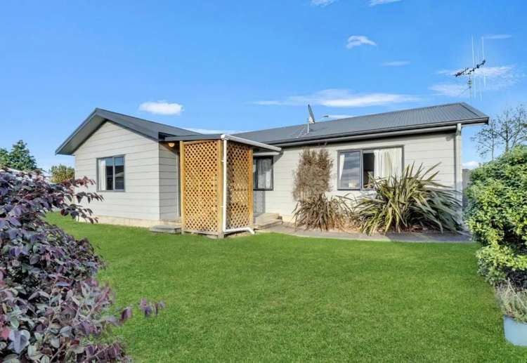32 Dahlstrom Grove Kelvin Grove_0
