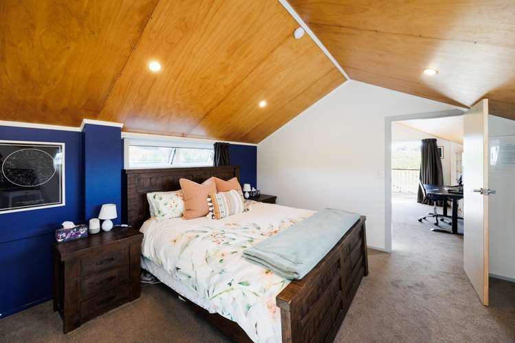 34 Highland View Drive Tokomaru_19