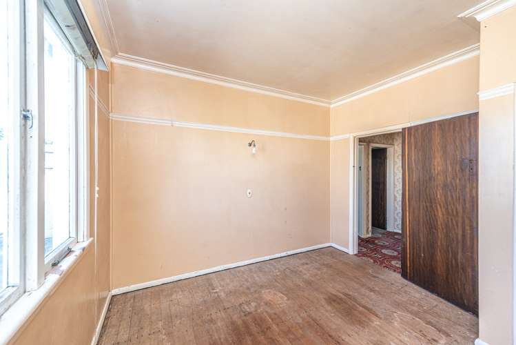 8 West Way Durie Hill_13