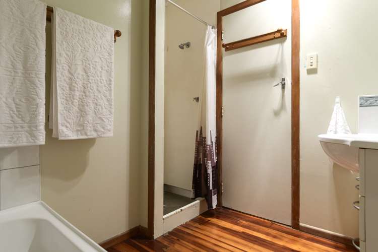 35 Emily Place Bellevue_20