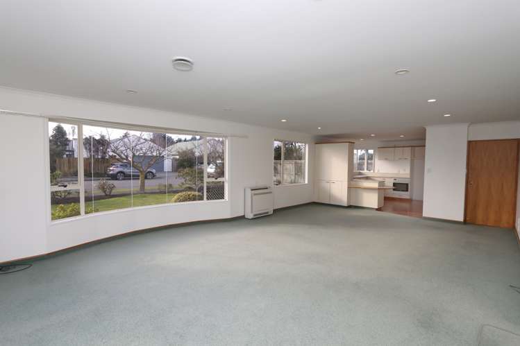 63 Kelvin Crescent Allenton_7