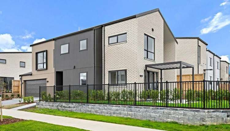 10 Otereti Street Flat Bush_11