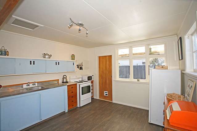 23 Kowhai Street Leithfield_1