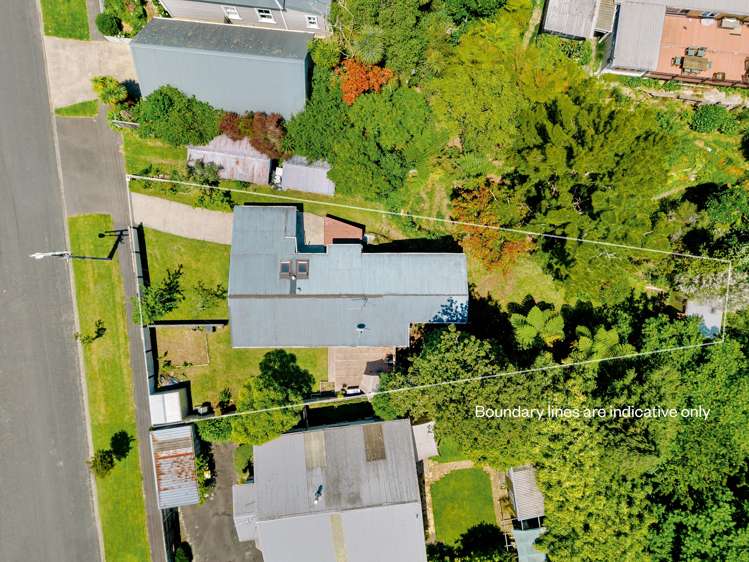 5 Balloch Street Fairfield_21