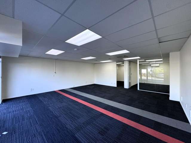 Unit E, 16 Sheffield Crescent Burnside_4