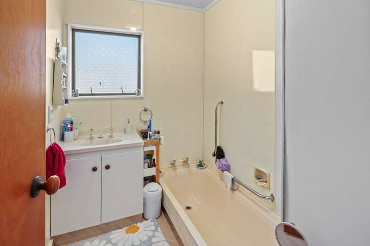 23 Towai Street Stoke_11