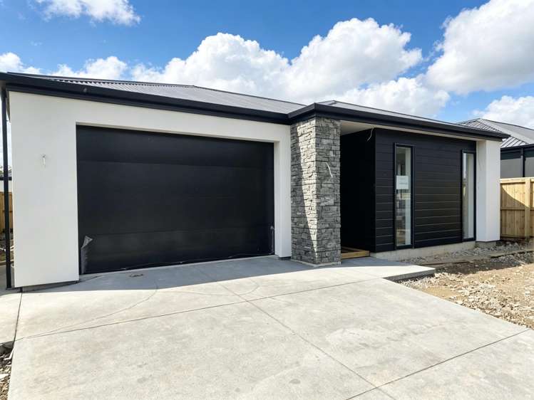 Lot 83 Birchs Green_0