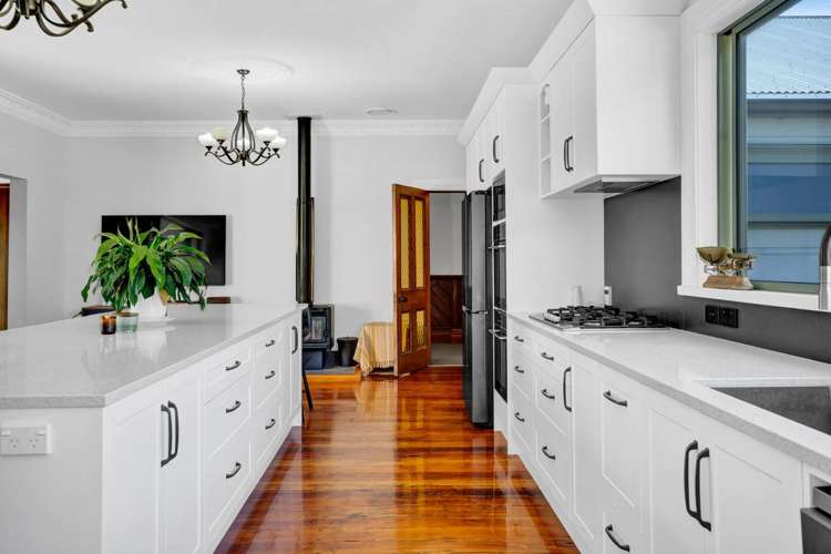 76 Glover Road Hawera_3