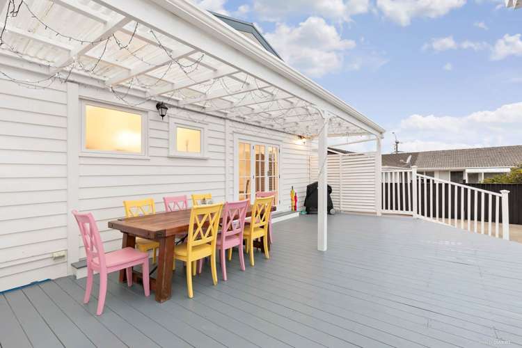 126 Onewa Road Northcote_18