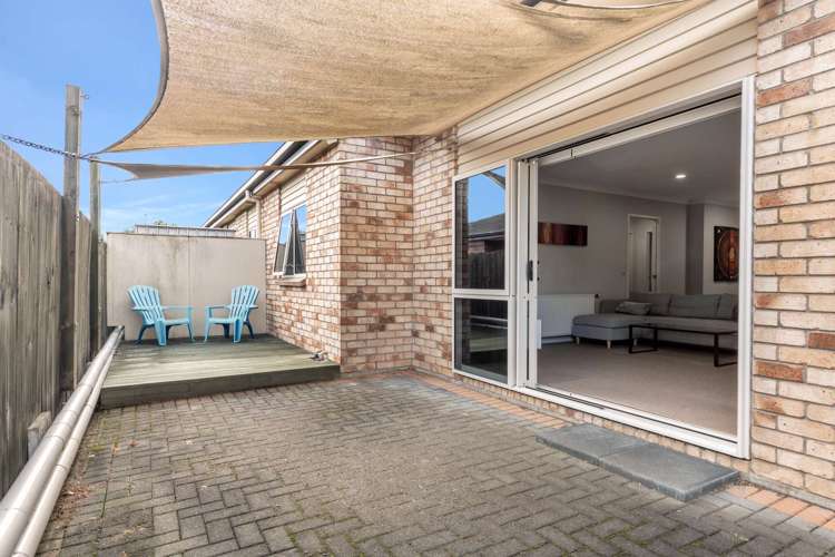 27c Seddon Street Glenholme_17