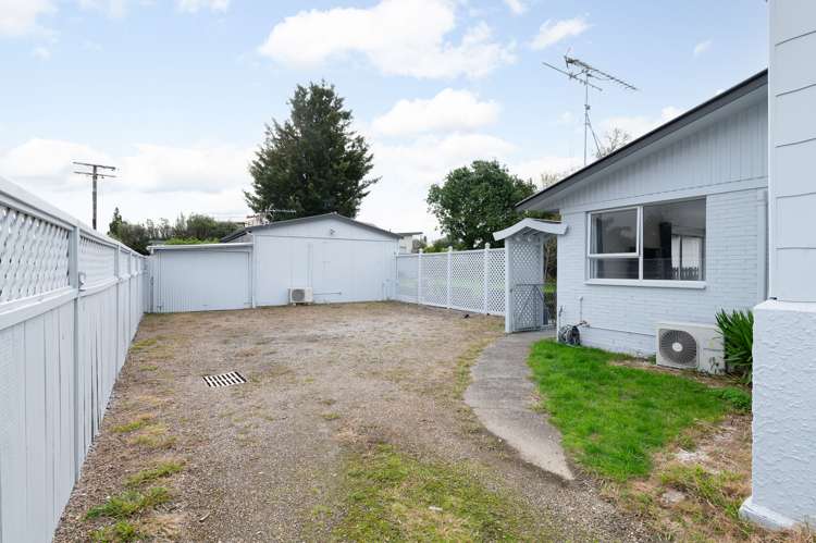 365 Cobham Drive Hillcrest_16