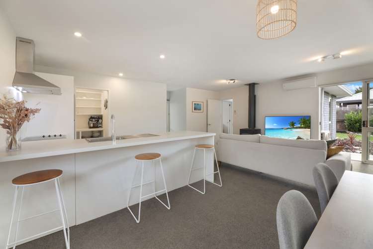 9 Honeysuckle Place Northcote_5