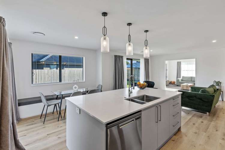 26 Fearne Drive Woodend_2