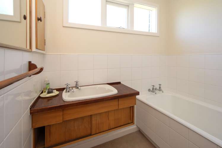 49 Torquay Place Bryndwr_10