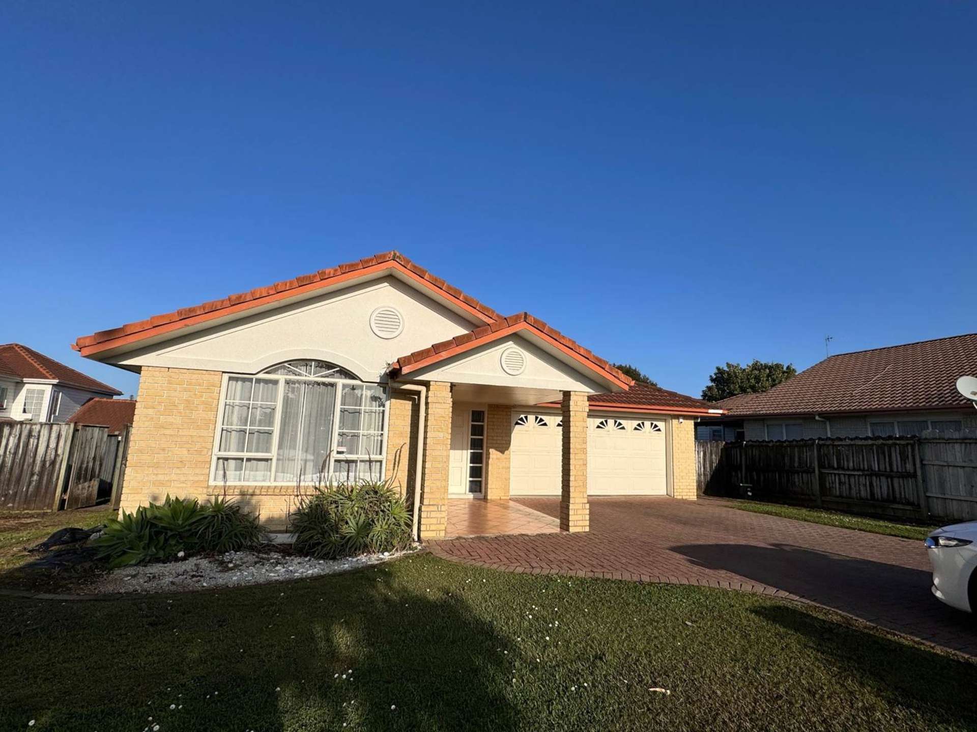 194 Botany Road Botany Downs_0