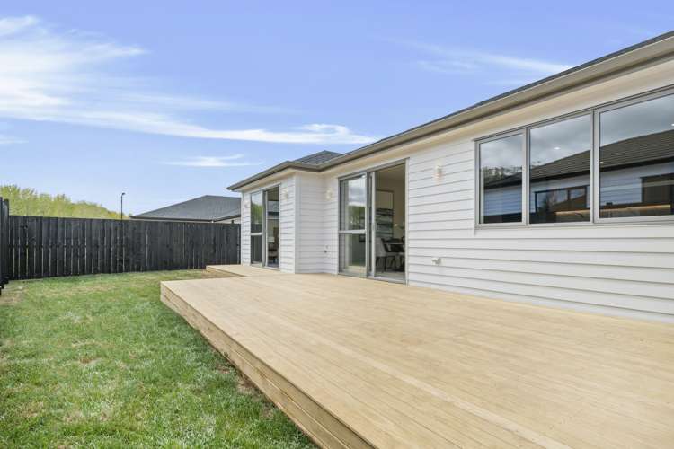 5 Matahae Crescent Wainui_9