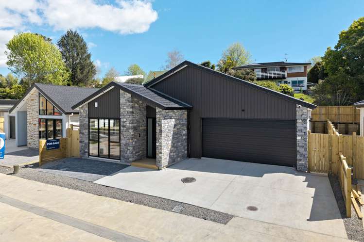 173 Otuwairoa Esplanade Opaheke_24