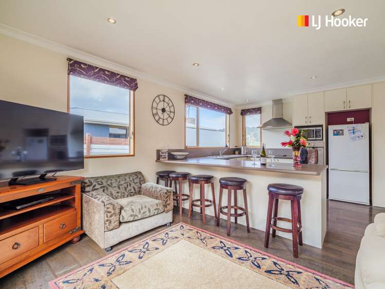 31 Waldron Crescent Green Island_5